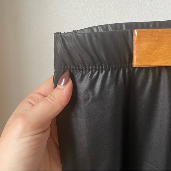Leather looking leggings Small - Picture 7 of 7